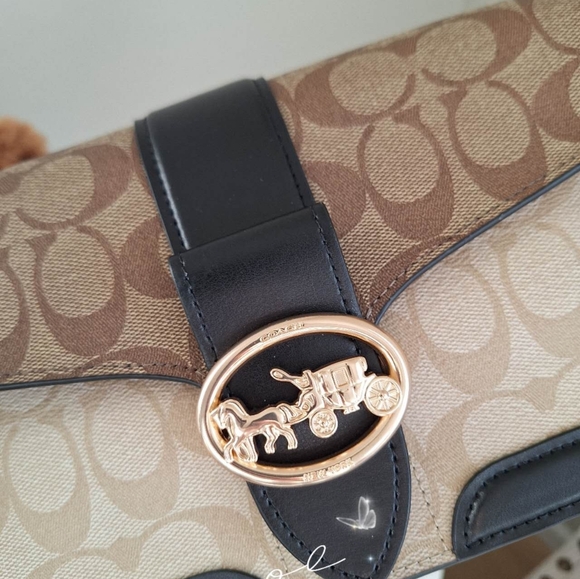 New Coach Georgie Shoulder Bag in Blocked Signature Canvas RARE Free Chain - Picture 7 of 11